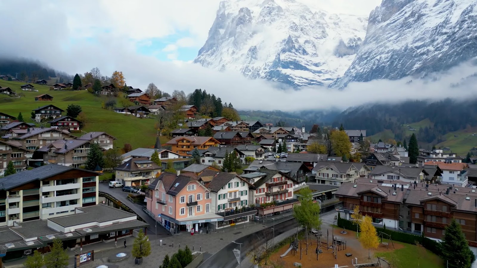 Grindelwald in November: A Tranquil Escape to the Swiss Alps