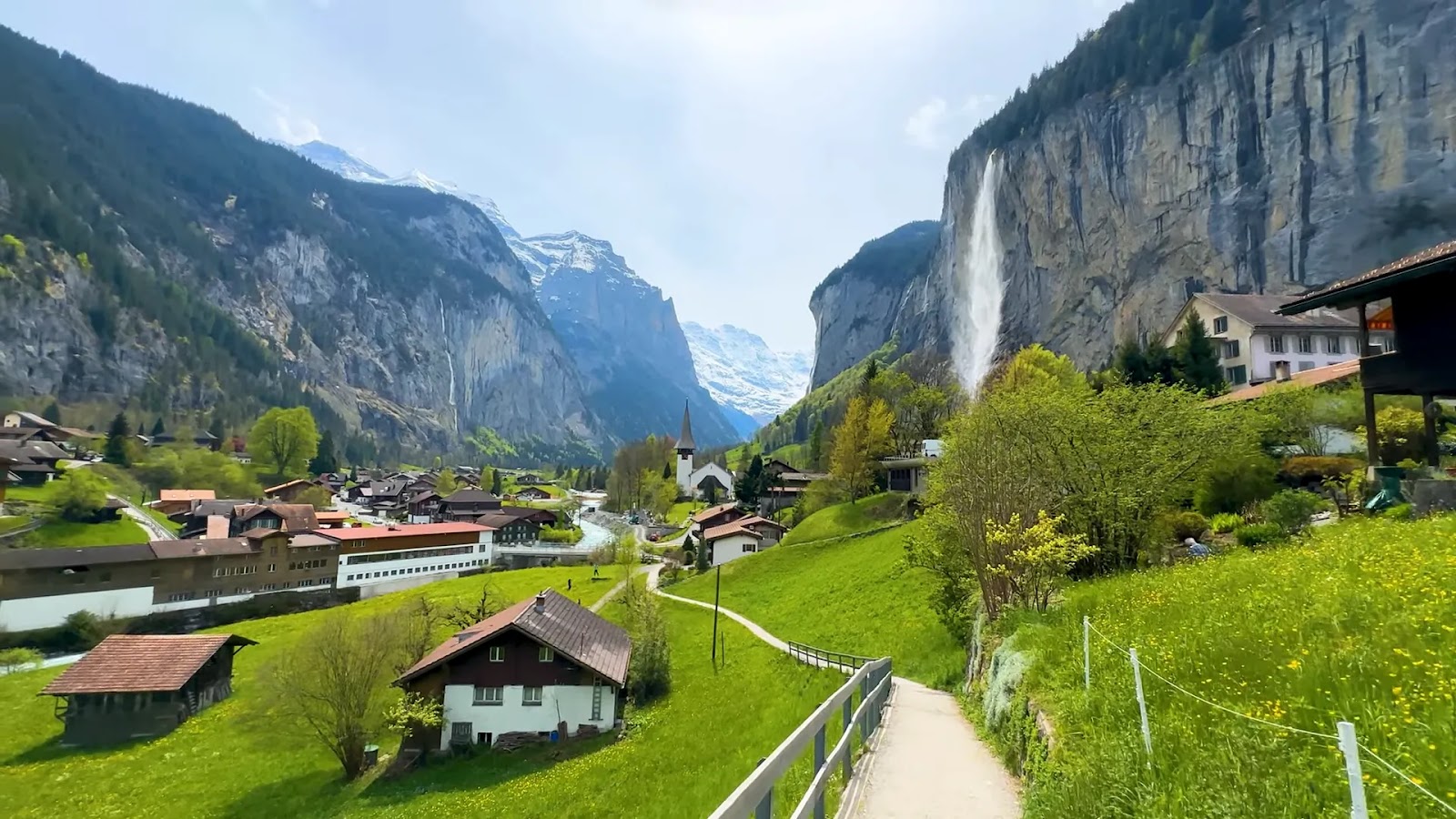 Conquer Swiss Spring Weather: A Local's Guide to Packing and Planning